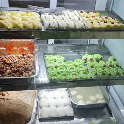 Mamu Puri Sweets