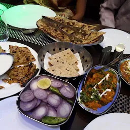 Man Manuhar Restaurant and Bar