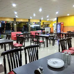 Mango Hotel, Bakery, Restaurant