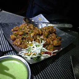 Manju Multicusine Restaurant & Bar