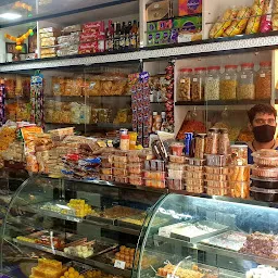 Manmohan Sweets & Farsan Mart