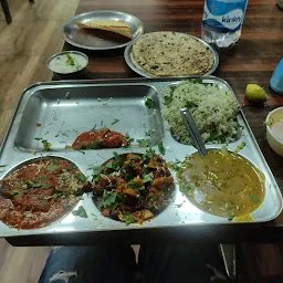 Manmohan Veg Restaurant & Thali