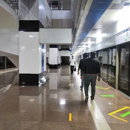 Mannadi Metro Station Exit 2