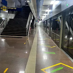 Mannadi Metro Station Exit 2