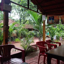 Manpasand Family Garden Restaurant And Bar