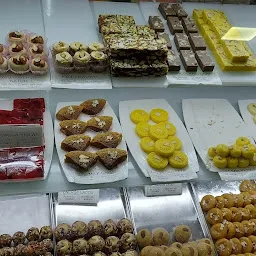 Mansuk's Sweets and Snacks - Purasawalkam