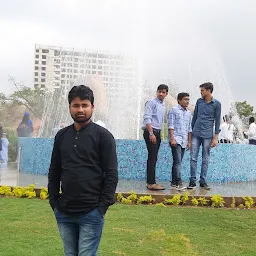 MANUU FOUNTAIN