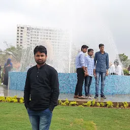 MANUU FOUNTAIN