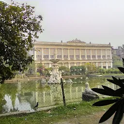 Marble Palace Zoo