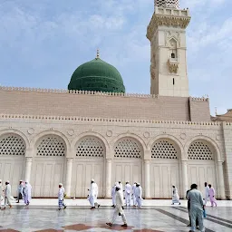 Masjid E Madni