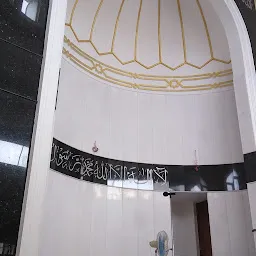 Masjid-E-Qutub Shahi مَسْجِدِّ قُطُب شَاہِی