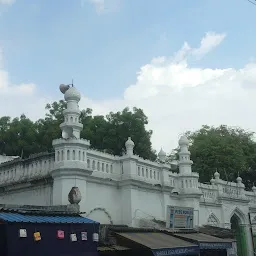 Masjid E Regimental Bazar