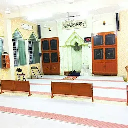Masjid Qamar compound