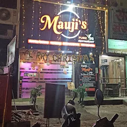 Maujis restaurants & Hotel