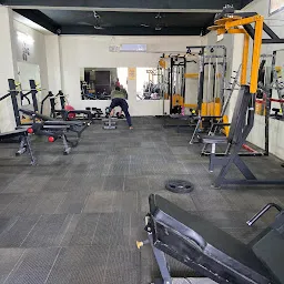 Max fitness hub- Best Gym In Varanasi | Cardio, Weight Training In Varanasi