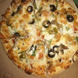 Maxido's pizza