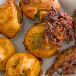 Mayur Bhajiya