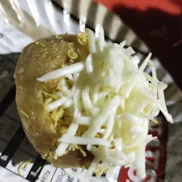 Meena Naylon Panipuri