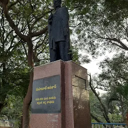 Mehboob Ali Khan Statue