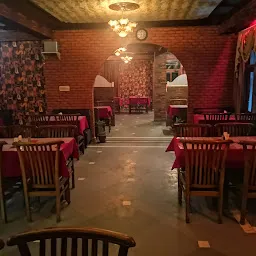 Mehfil Bar & Restaurant