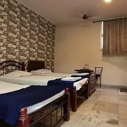 Metro City Hostel