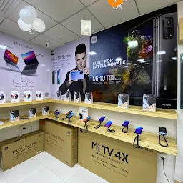 Mi Store Eva Mall Manjalpur