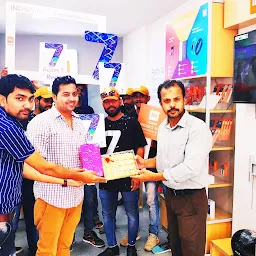 Mi Store Jaunpur 'Jaunpur Communication'