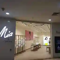 Mia by Tanishq - Seasons Mall, Hadapsar