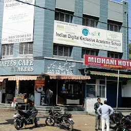 Midhani Hotel