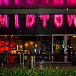 Midtown Bar & Lounge