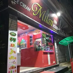 Milan pan house sikar