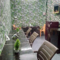 Mini Restaurant & Biryani Corner