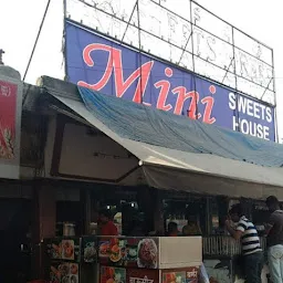 Mini Sweet Corner