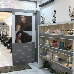 Miracle beauty parlour & academy - Best Women Salon In Shivpuri