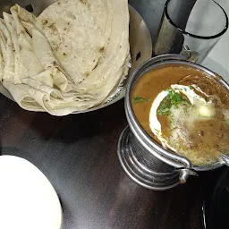 Mitra Di Hatti Veg & Non-Veg Restaurant