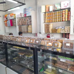 Mohan's Sweets & Snacks