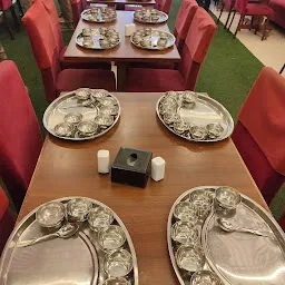 Mohanlal Ji Premium Veg Thali & Banquet