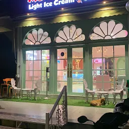 Molly Moo Ice Cream Cafe