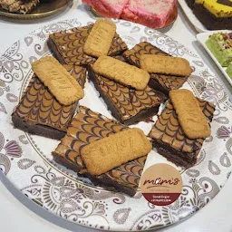 Mom's Cake And Chocolate - Best Cooking Class & Best Homemade Bakery in Ahmedabad