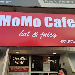 MoMo Cafe
