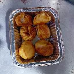 Momos