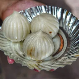 Momos Mart