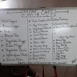 Moms Cafe