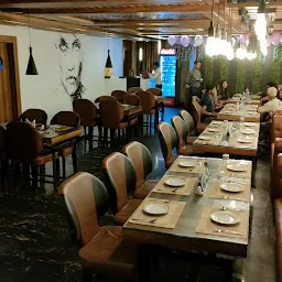 Monarca Restaurant & Banquet