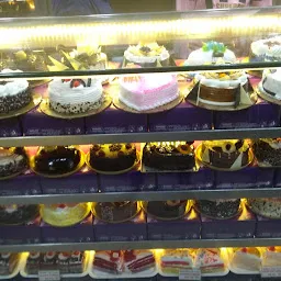 Monginis Cake Shop