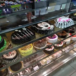 Monginis Cake Shop