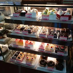 Monginis Cake Shop (Cool Treats)