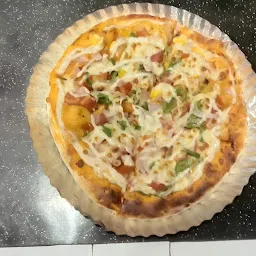 MONSTER PIZZA