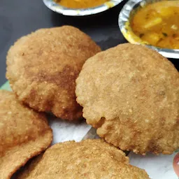 Monu kachori wala