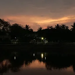 Moovarasampet Pond